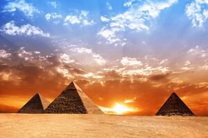 Egipat: Trojica uhapšena zbog prodaje kamenja sa piramida