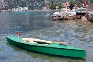 "Gondola ljubavi" i ovog će ljeta ploviti u Risnu