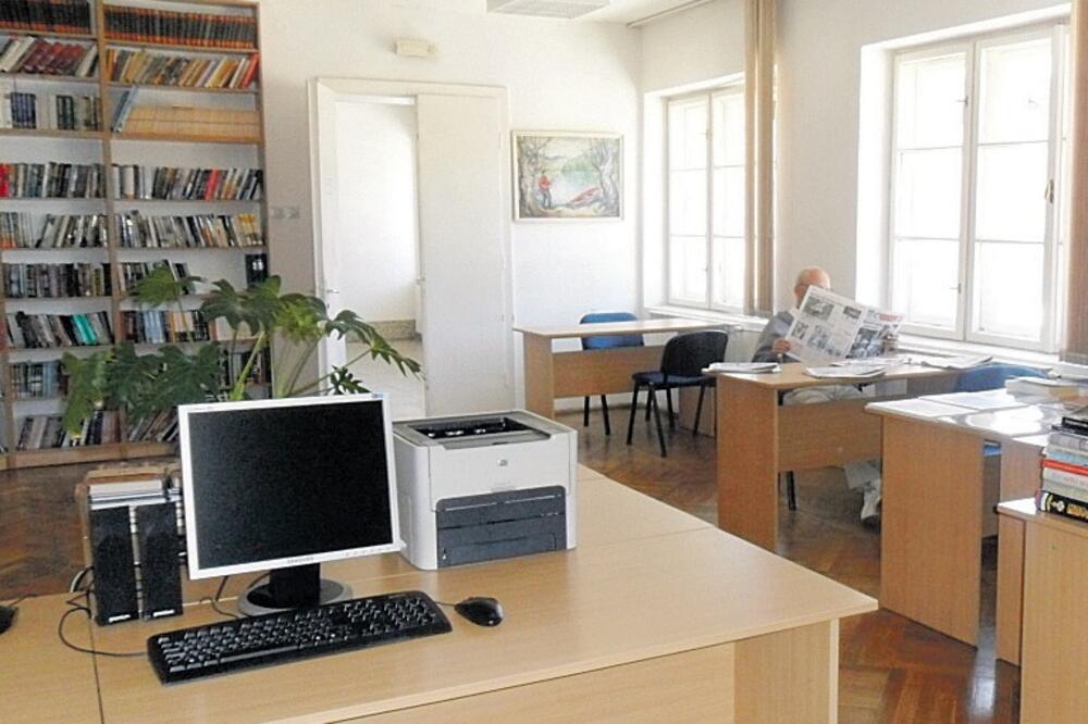 Gradska biblioteka Nikšić, Foto: Dragana Šćepanović