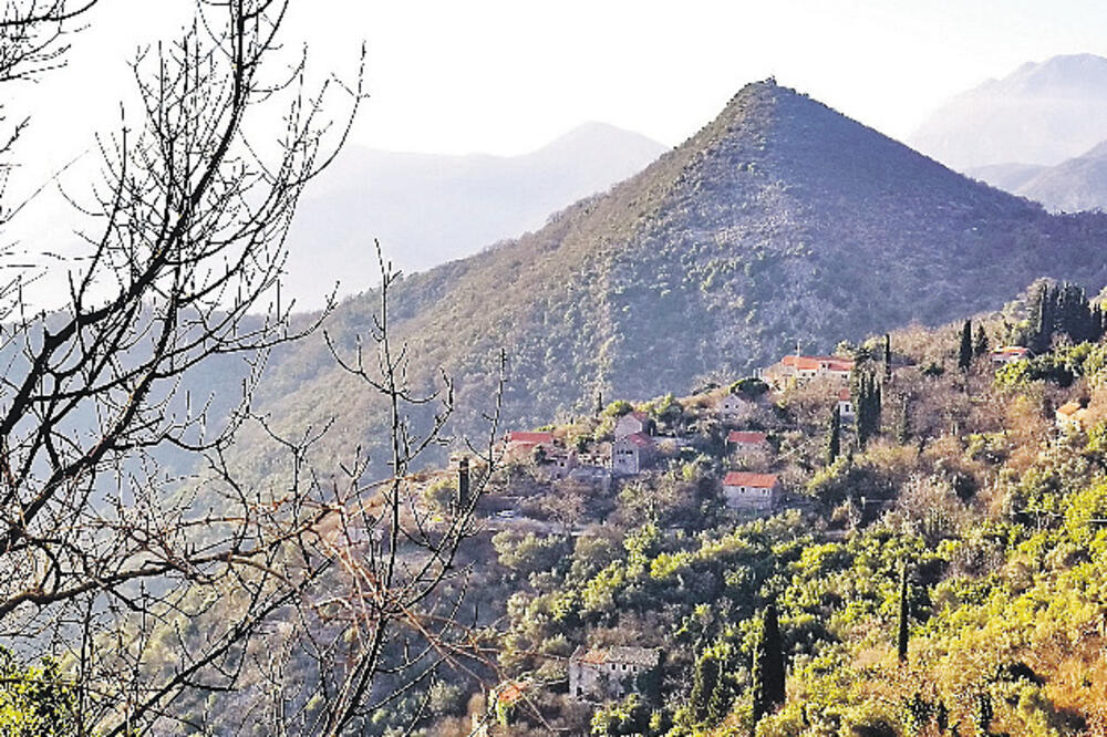 Lastva, Foto: Siniša Luković