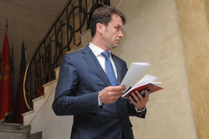 Konjević uputio inicijativu za razrješenje sa mjesta ministra