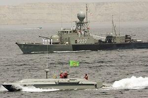 Iranska mornarica upozorila američki ratni brod