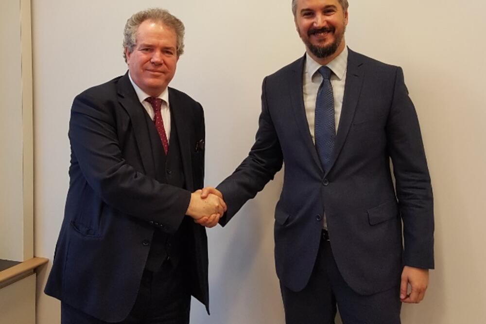 Čarls Tanok, Aleksandar Andrija Pejović, Foto: MVPEI