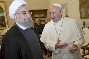 Papa pozvao Iran da pomogne u borbi protiv terorizma