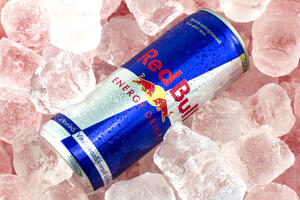 Red Bull prodao rekordnih šest milijardi limenki