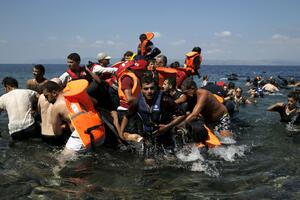 EU razmatra “drastičan plan za obustavljanje navale imigranata...