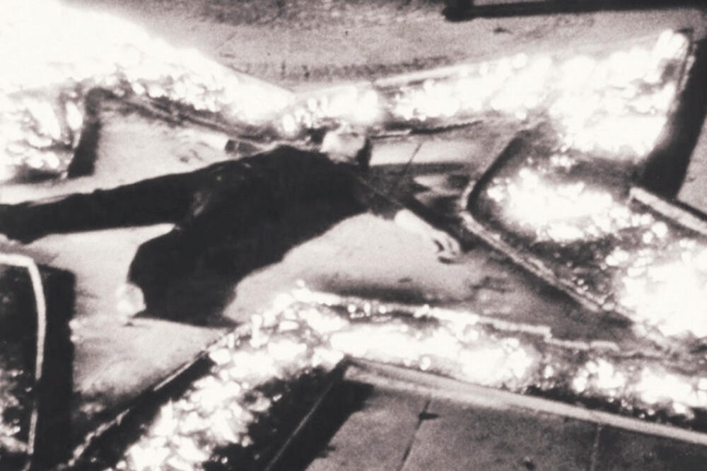 Performans Marine Abramović, Foto: Tumblr.com