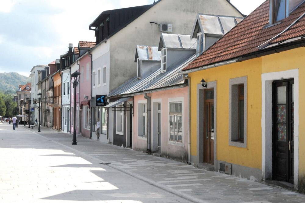Cetinje, Njegoševa ulica, Foto: Zoran Đurić