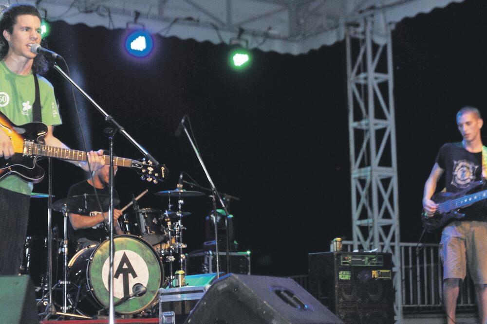 Zoon politikon, Foto: Privatna arhiva