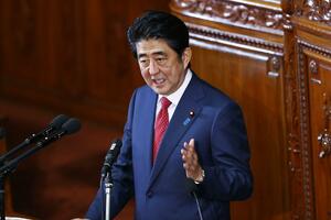 Abe: Vratiti Moskvu u G7 zbog kriza na Bliskom istoku