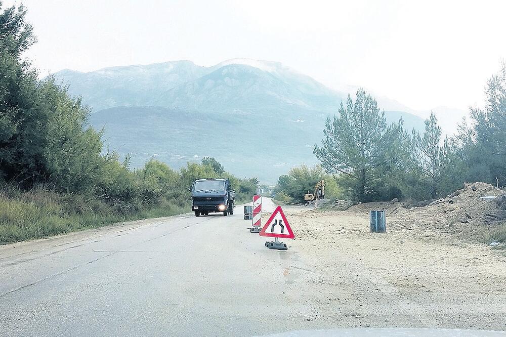 Tivat, vodovod, Foto: Siniša Luković