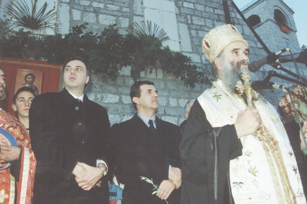 Filip Vujanović, Svetozar Marović, Amfilohije (Novine)