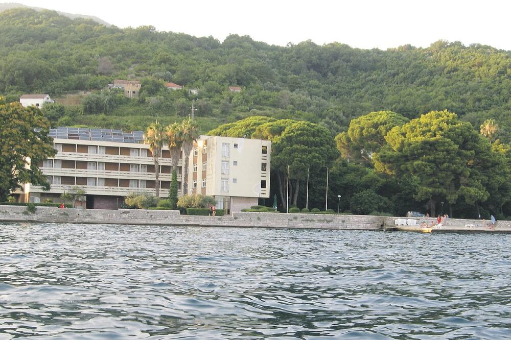 hotel Park Bijela (novina)