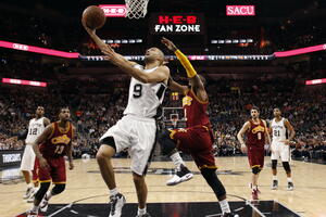 San Antonio u derbiju bolji od Klivlenda za 32. uzastopni trijumf...