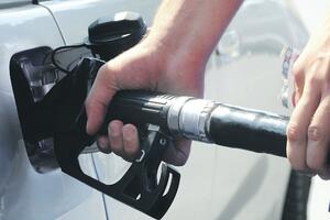 Katar podiže cijene benzina 30 odsto