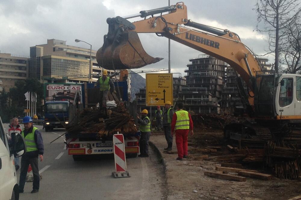 bulevar, Zavala, Foto: Vuk Lajović
