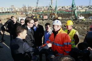 Pogledajte polemiku Vučića i novinara