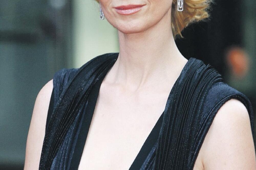 Sintija Nikson (Novina), Foto: CINEMARX.RO