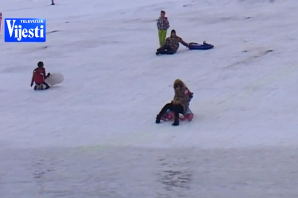 Skijanje, sankanje, Foto: Printscreen (YouTube)