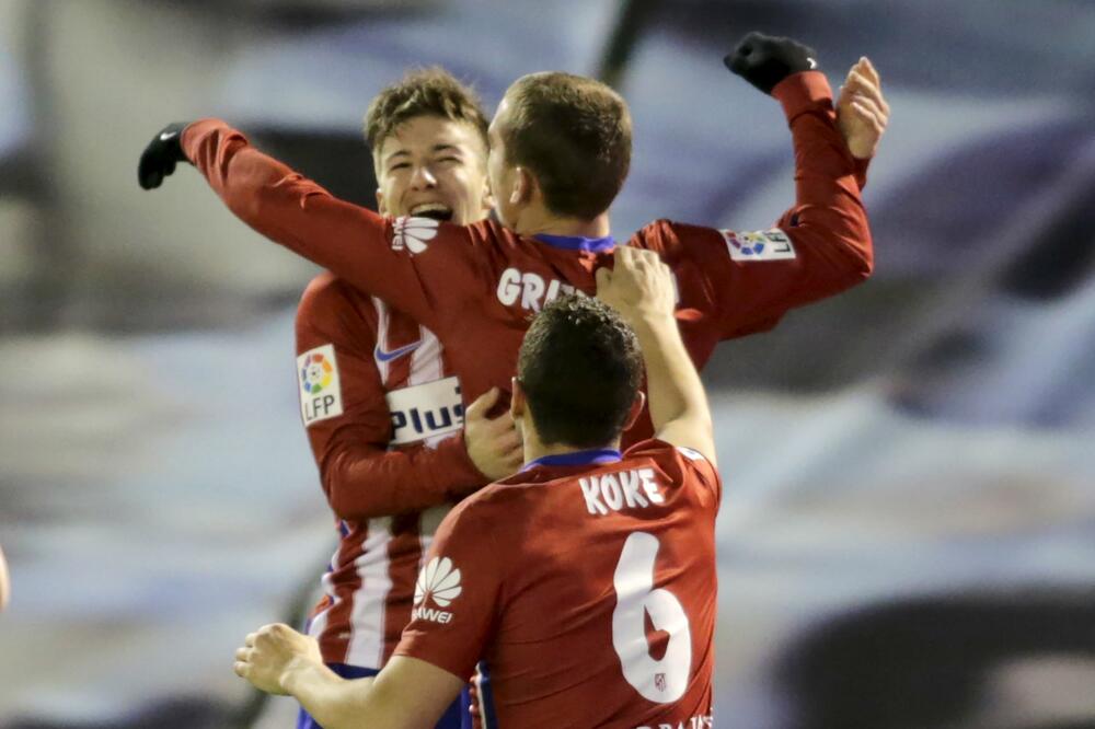 Antoan Grizman, Lusijano Vijeto i Koke, Foto: Reuters