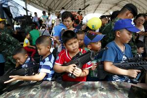 Najmanje 12 djece povrijeđeno u Bangkoku