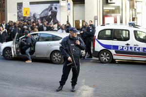 Ko je pokušao da napadne policijsku stanicu u Parizu?
