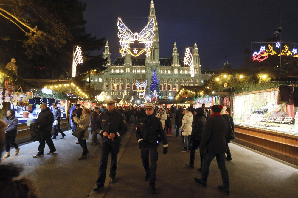 Beč Božić, Foto: Beta/AP