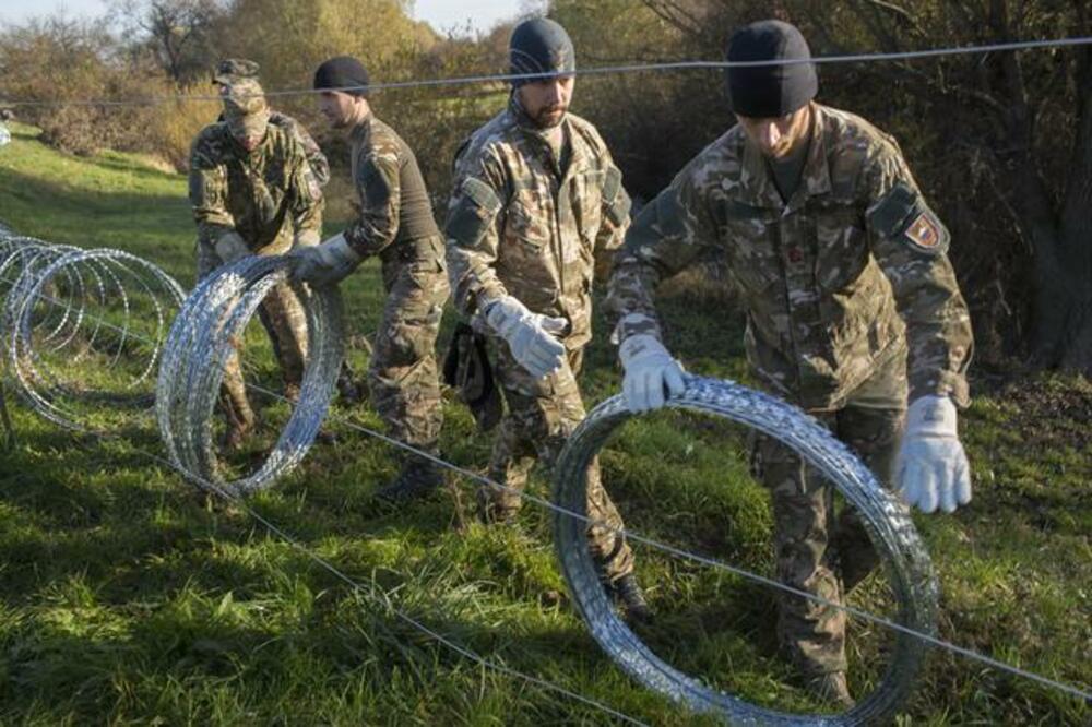 Slovenija, Hrvatska, žičana ograda, Foto: Beta-AP