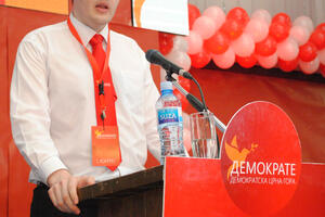 Demokrate: Potrebna reforma institucionalnog okvira javnih nabavki