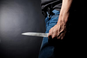 Budvanin osumnjičen da je nožem krenuo da ubode ženu