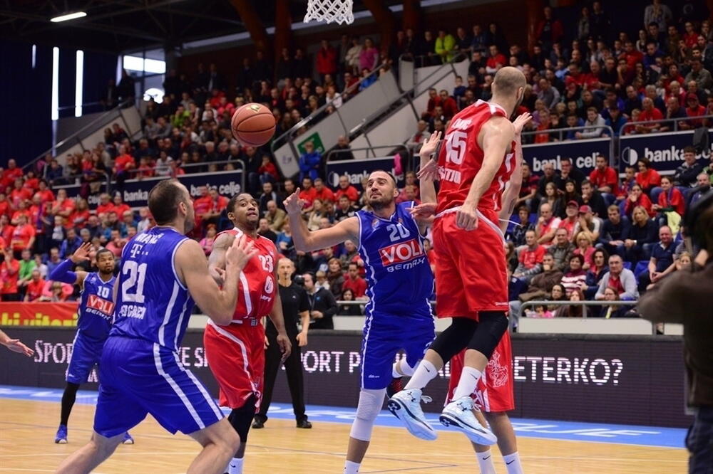 Tajfun - Budućnost Voli, Foto: Aba-liga.com