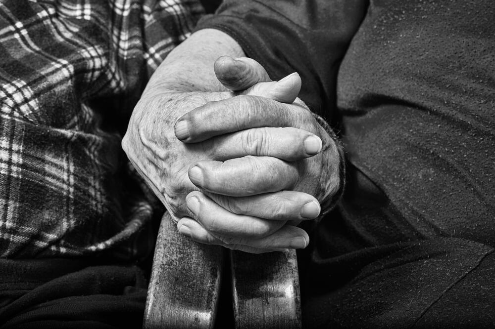 par, ljubav, stariji par, Foto: Shutterstock