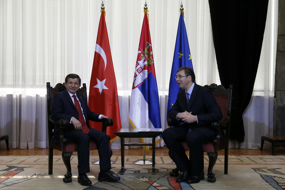 Ahmet Davutoglu, Aleksandar Vučić, Foto: Reuters
