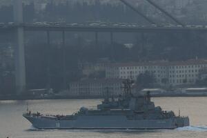 Ruski vojni brodovi prošli kroz Dardanele