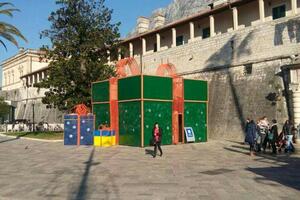 Dječiji doček Nove godine u Kotoru