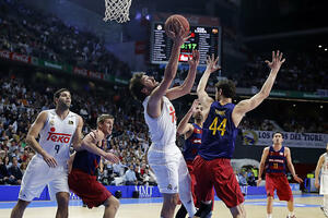 Barselona prekinula seriju poraza u klasicima