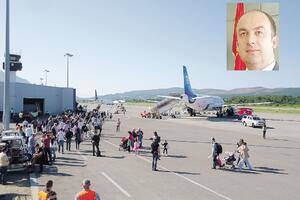 Tivat: Radnici aerodroma tvrde da ne vode politički rat