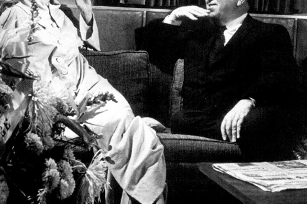 Marnie Hičkok (novina)