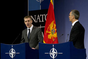 Lukšić primio pozivno pismo Stoltenberga za članstvo u NATO