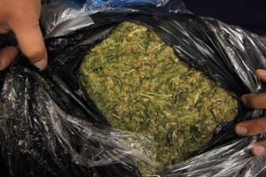 Državljanin Crne Gore uhapšen sa četiri kg marihuane