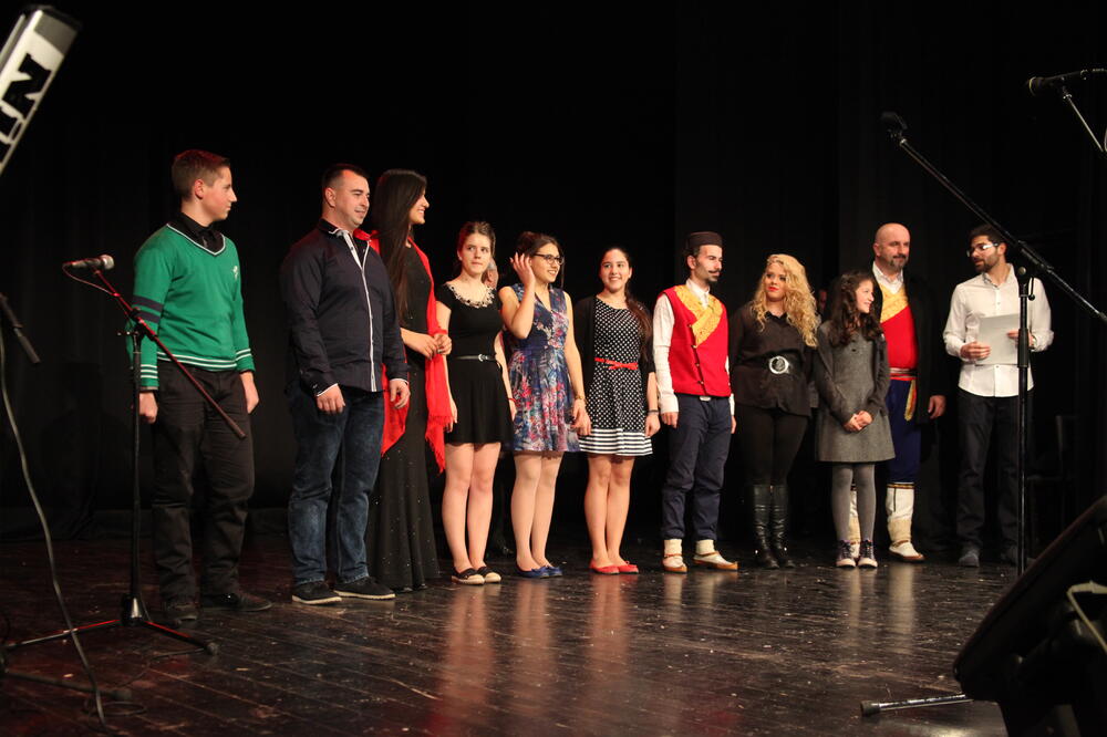 Etno pjesma, Foto: Srđo