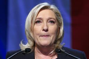 Marin Le Pen uklonila fotografiju obezglavljenog novinara sa...