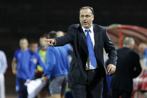 Petica Zvezde, Grof rekorder