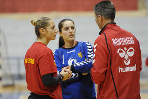 Đonović: Odbranom moramo da zaustavimo dalekometnu paljbu