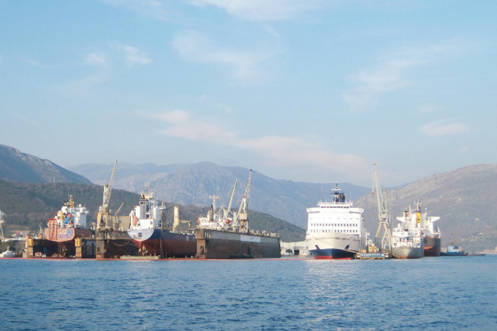 Jadransko brodogradilište Bijela, Foto: D. KRIVOKAPIĆ
