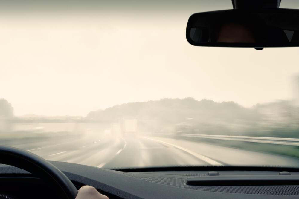 vožnja, auto, magla, Foto: Shutterstock