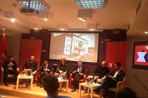 Rakčević: Gradskoj upravi potrebna skromnost, a ne skupocjena auta