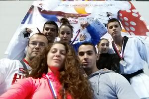 Četiri medalje za članove Budućnosti