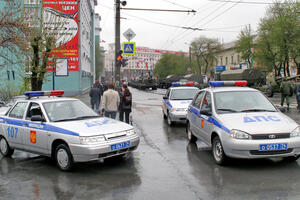 Sankt Peterburg: Ubijena dva policajca, treći zadobio opekotine
