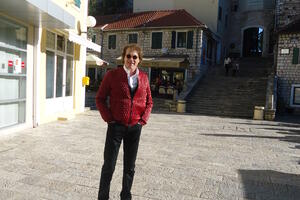 Herceg Novi: U Novogodišnjoj noći Tonči Huljić i Makao bend